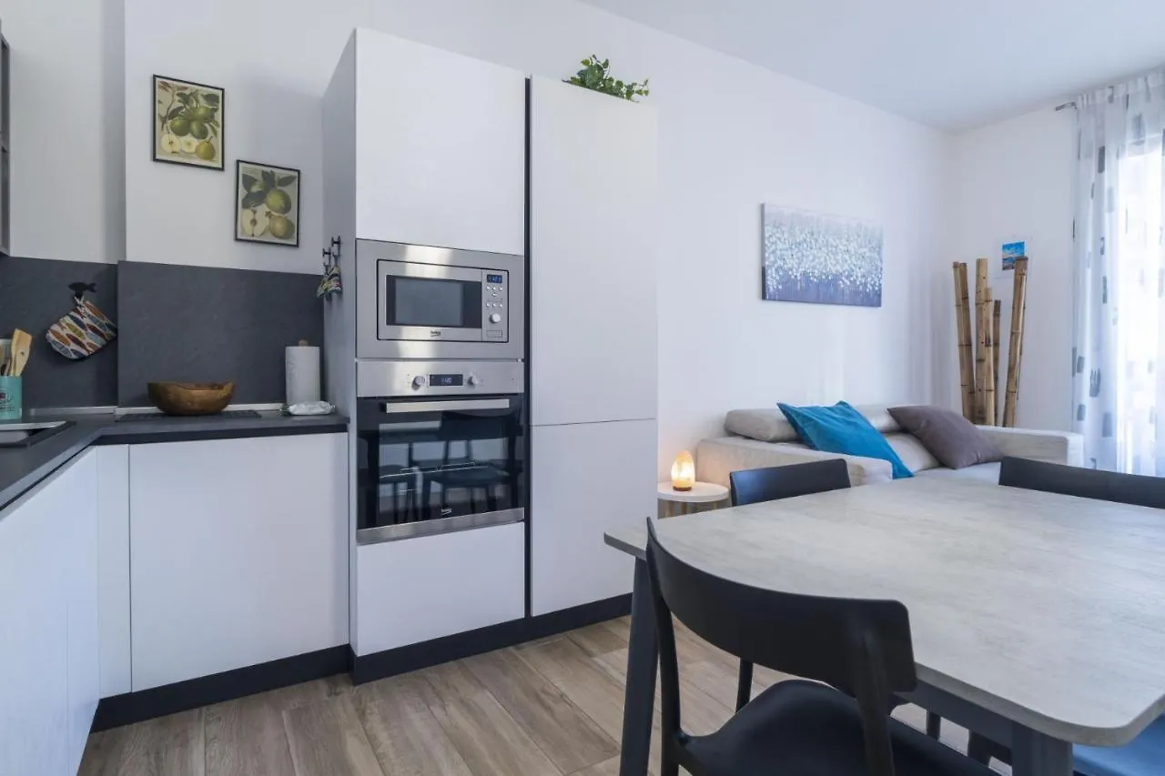 Apartment Easylife - Lussuoso E Moderno Bilocale A Due Passi Dalla Zona Fiera E City Life Milan Italy